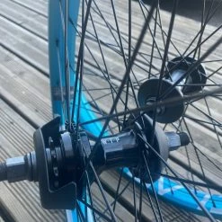 PAIRE DE ROUES CUSTOM ECLAT TRIPPIN / WTP HYBRID FREECOASTER RHD -ROUES Freestyle Grand Boutique eclat trippin 1