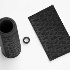 PEGS HERESY PC ALU GRIP COMBO (L'UNITÉ)