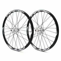 ROUES PRIDE CONTROL EXP DISC 28H (LA PAIRE) -ROUES Freestyle Grand Boutique paire de roues pride control exp disc 28h polish
