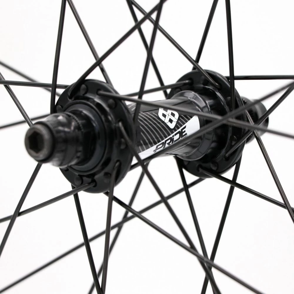 ROUES PRIDE GRAVITY EXP SL AERO UD GLOSS / MOYEUX CONTROL DISC 28H 6 ROUES PRIDE GRAVITY EXP SL AERO UD GLOSS / MOYEUX CONTROL DISC 28H – Image 4