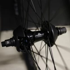 ROUES CUSTOM ECLAT CARBONIC / ECLAT SEISMIC LHD -ROUES Freestyle Grand Boutique r5 5626