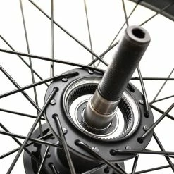 ROUE STRANGER CRUX V2 XL CASSETTE AVEC GUARDS -ROUES Freestyle Grand Boutique roue stranger crux v2 xl cassette black avec guards 2